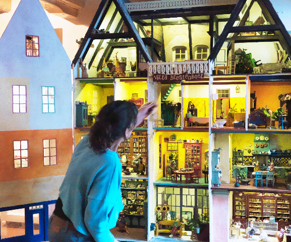 Villa Beestenboel  in Speelgoedmuseum De Kijkdoos