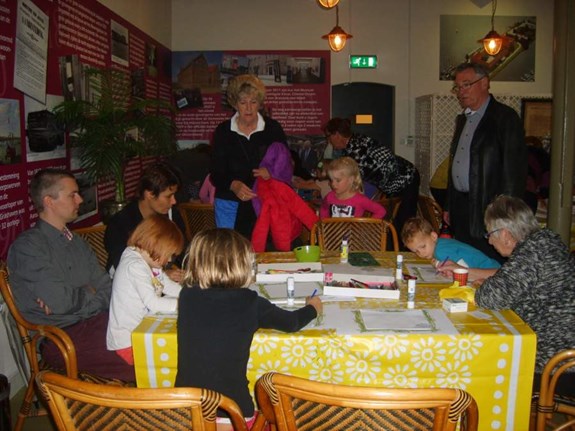 Disney-knutselen in het museum succes